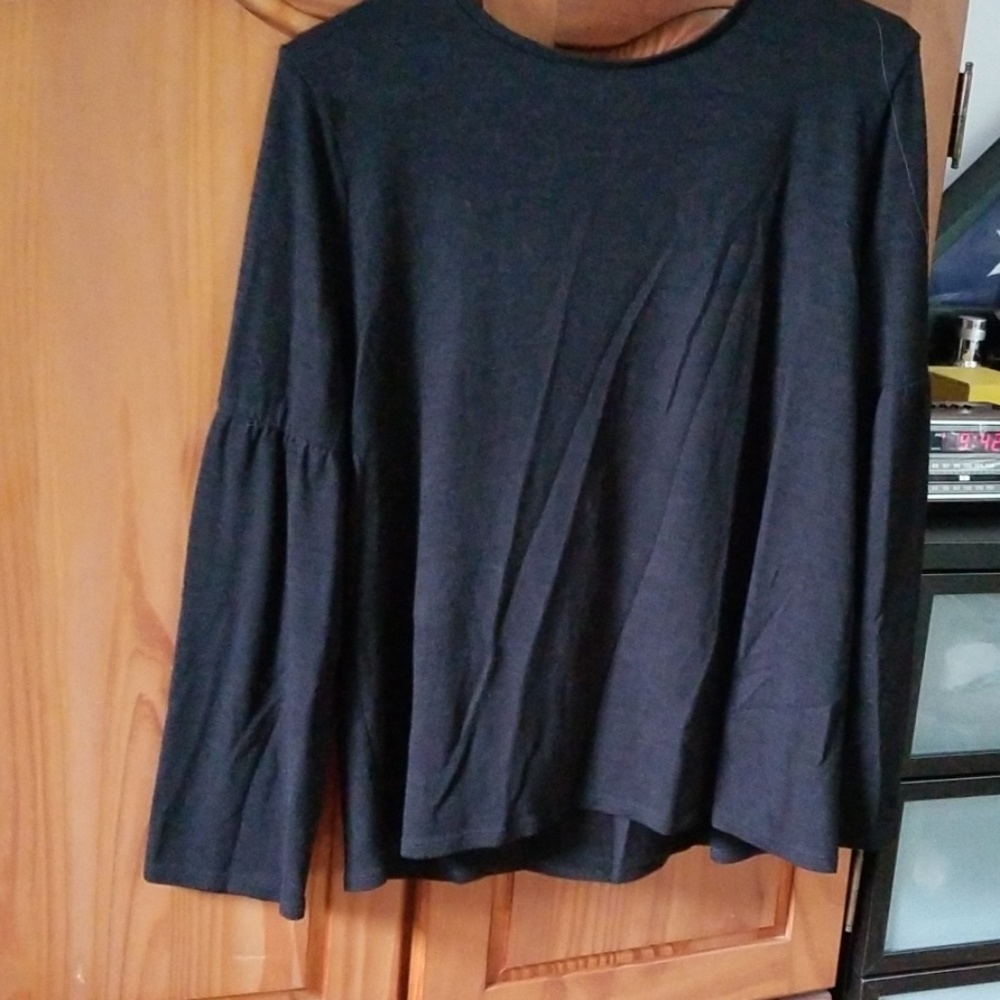Long sleeve sweater